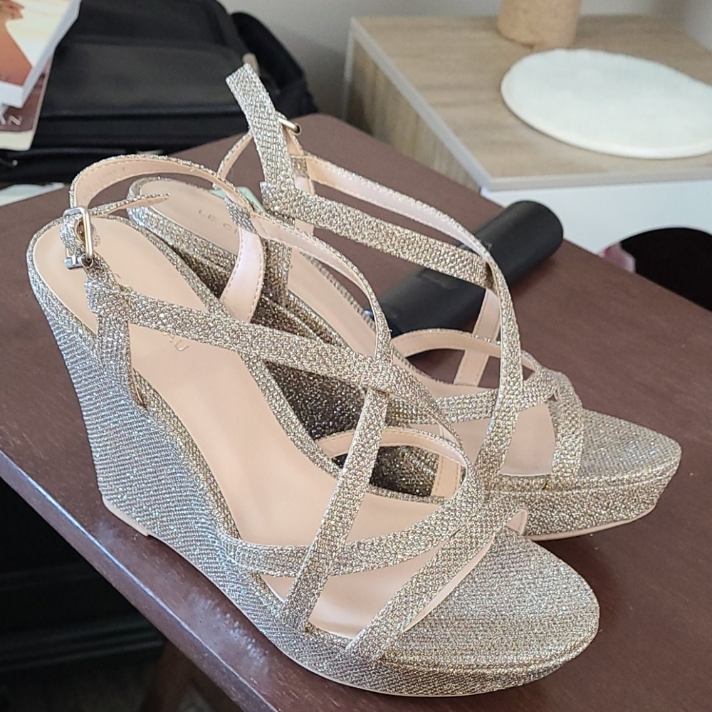 Le chateau heels